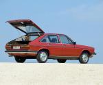 Audi 100 Avant 1977 года